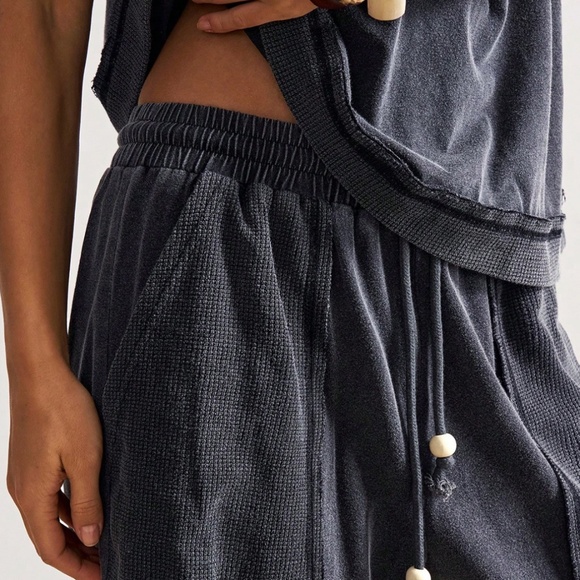 Mineral Wash Star Patch Short Sleeve Loose fit Top Wide Leg Pants set - Picture 7 of 7